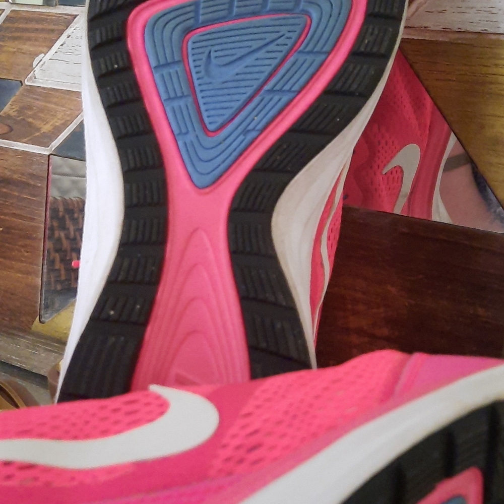 Nike bundle - Picture 6 of 7